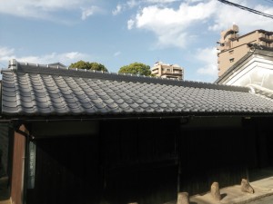 古民家の屋根の葺き替え完成後の写真です。
