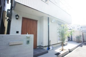 工事後の玄関の写真です。