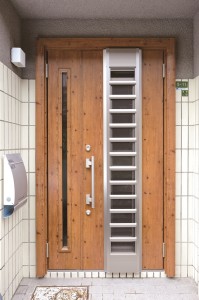 ごフォーム後の玄関の写真です。